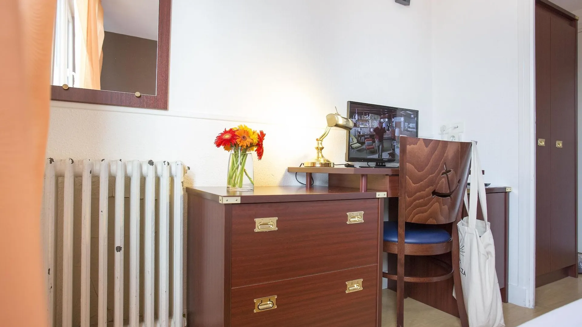 Hotel Les Gens De Mer Lorient By Popinns