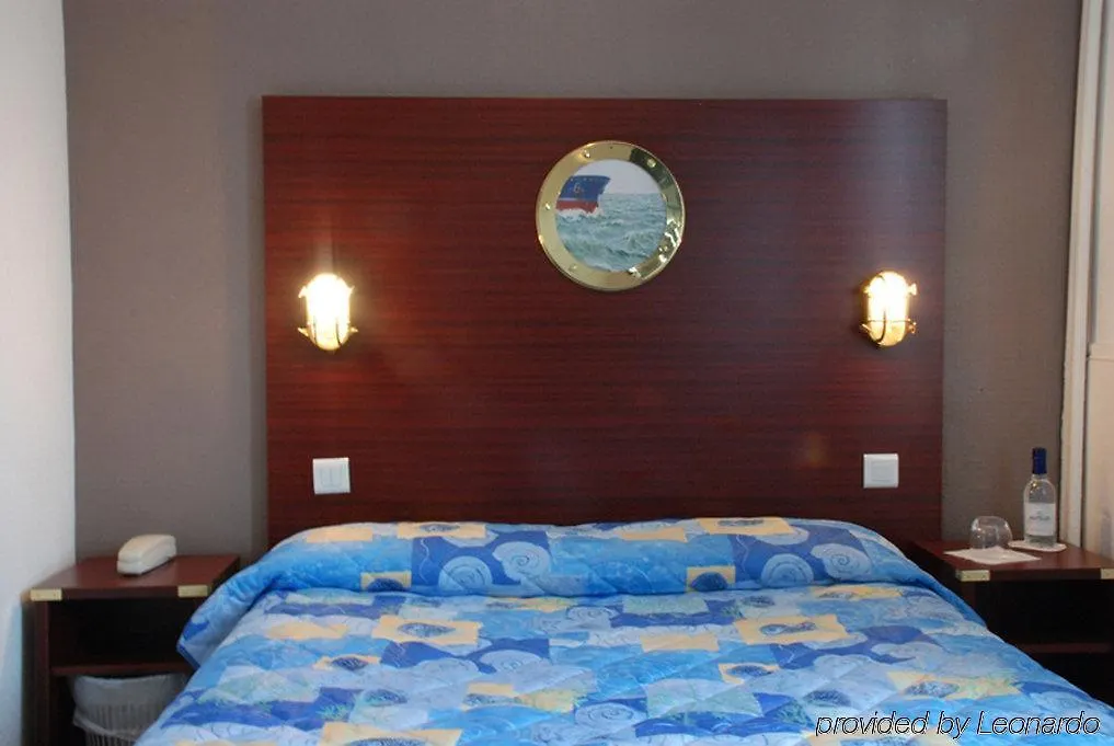 Hotel Les Gens De Mer Lorient By Popinns 2*,  フランス